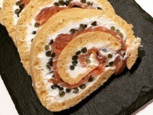 Rulo Primavera Roquefort y salmón - Imagen 1